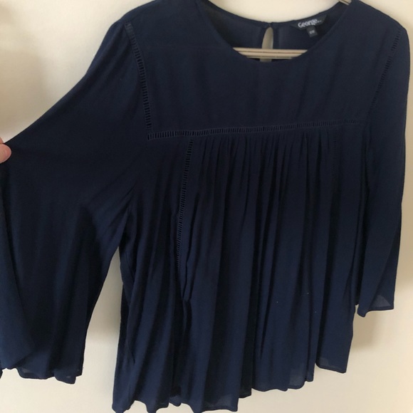 Navy long sleeve blouse w/ cutouts - Picture 1 of 3
